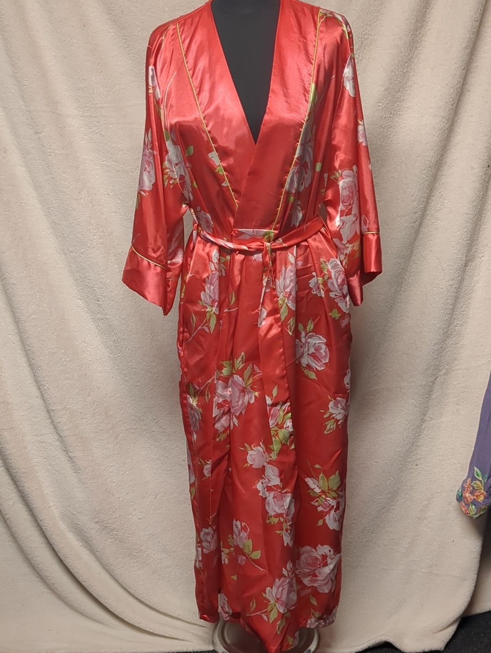 Jones New York Red Floral Satin Wrap Robe